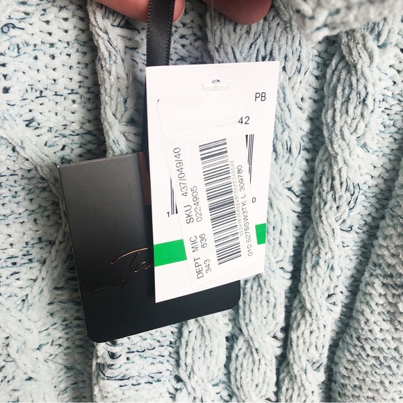 NWT Takara Chunky Knit Over Sized Sweater | Blue | Size Large - Picture 6 of 9